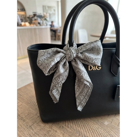 Dolce & Gabbana Accessories - Authentic Dolce & Gabbana Grey Silk Logo Jacquard Square Scarf 27x27